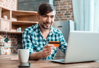 man holding gift card